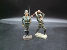 2 Masse Soldaten passen zu