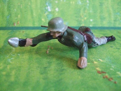 Soldat mit drahtschere - soldat,