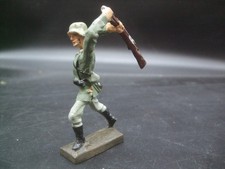 Lineol Soldat mit Gewehr